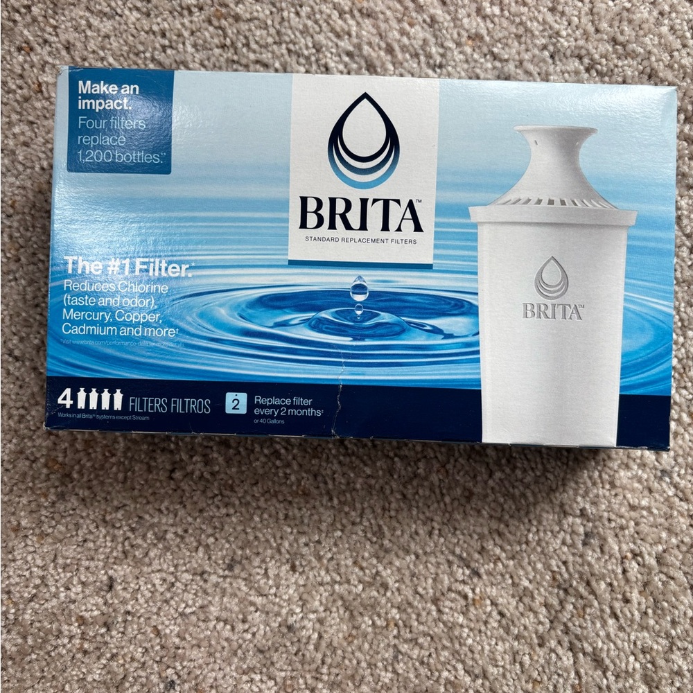 Brita Blue and White Bath Purification System